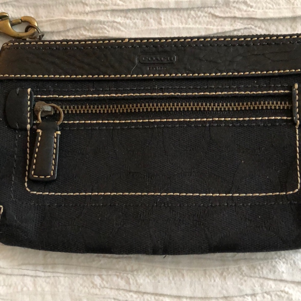 Coach black cloth and leather wristlet - Picture 2 of 7